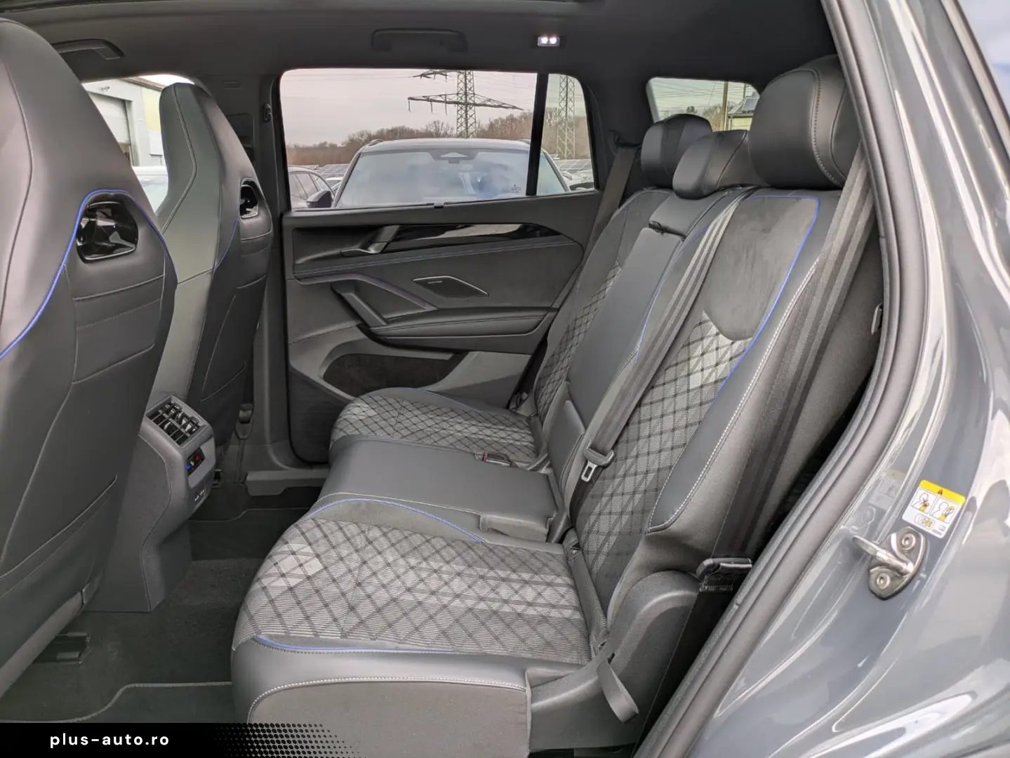 VW Tayron 2.0 TDI 4M R-Line BLACK 7Si MATRIX PANO