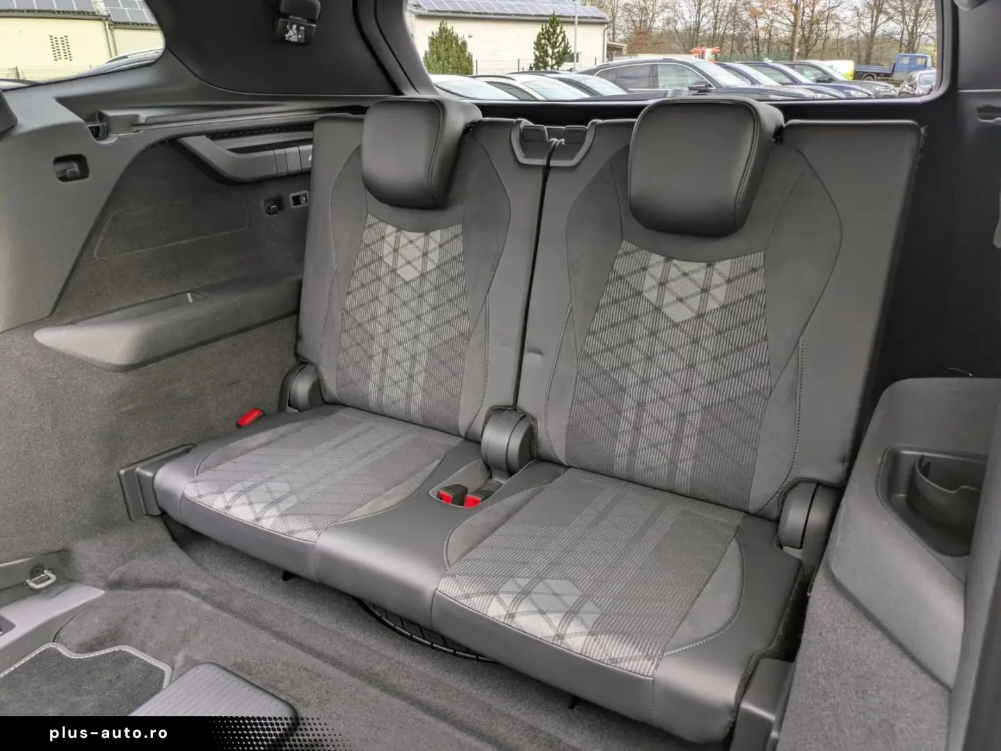 VW Tayron 2.0 TDI 4M R-Line BLACK 7Si MATRIX PANO