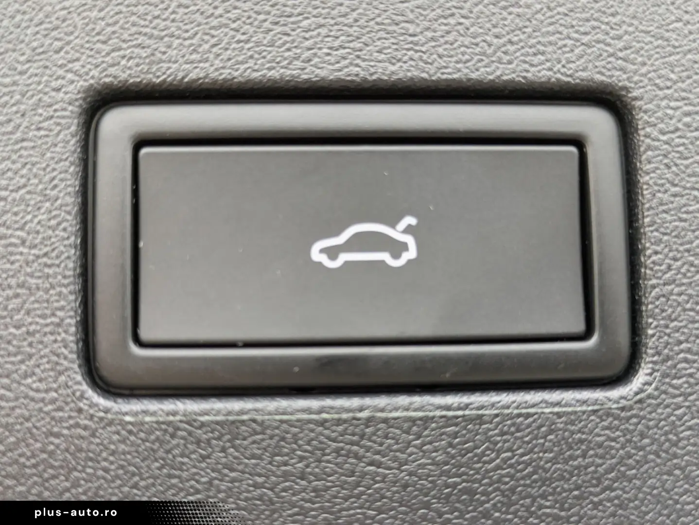 VW Tayron 2.0 TDI 4M R-Line BLACK 7Si MATRIX PANO