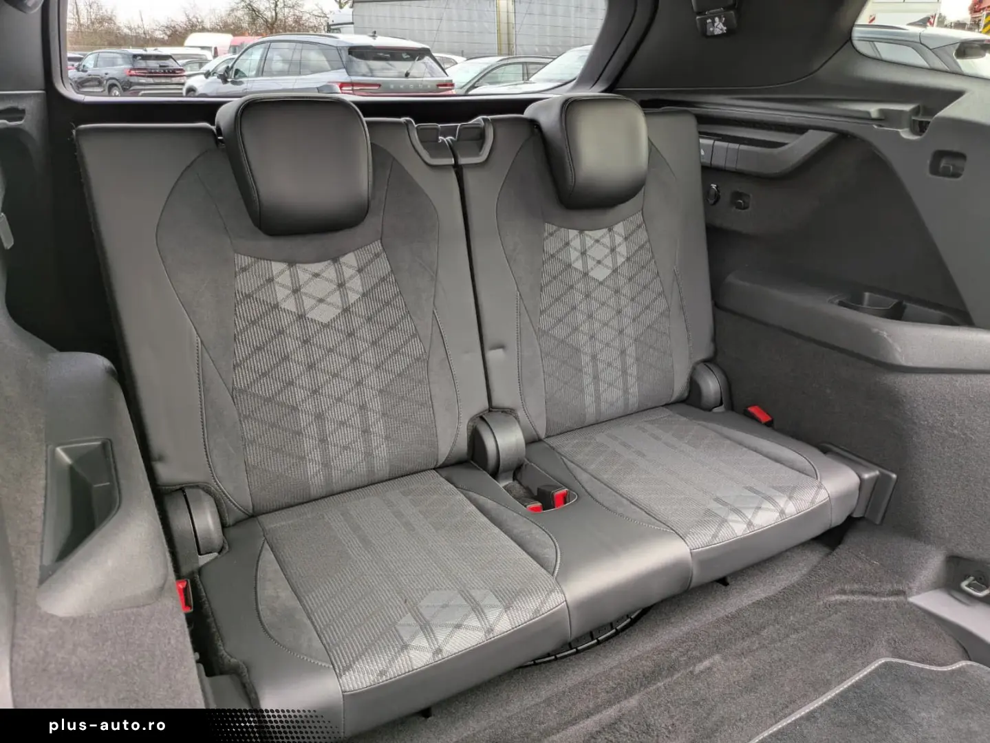 VW Tayron 2.0 TDI 4M R-Line BLACK 7Si MATRIX PANO