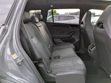 VW Tayron 2.0 TDI 4M R-Line BLACK 7Si MATRIX PANO