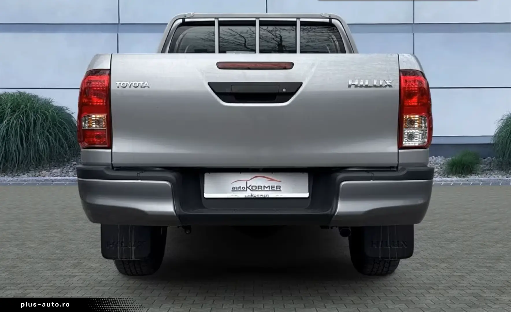 Toyota Hilux 2.8 Double Cab Schalter CarPlay