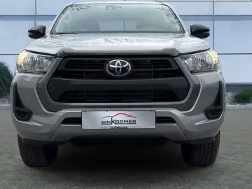 Toyota Hilux 2.8 Double Cab Schalter CarPlay