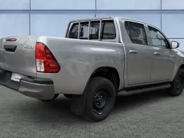 Toyota Hilux 2.8 Double Cab Schalter CarPlay