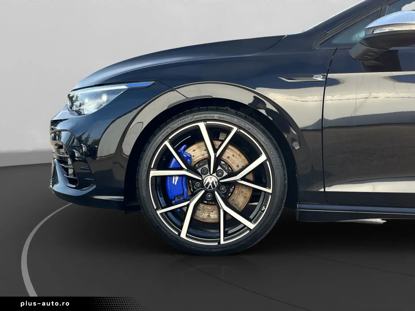 VW Golf VIII 8 R Perf. 2.0 TSI DSG 4M ACC Carplay