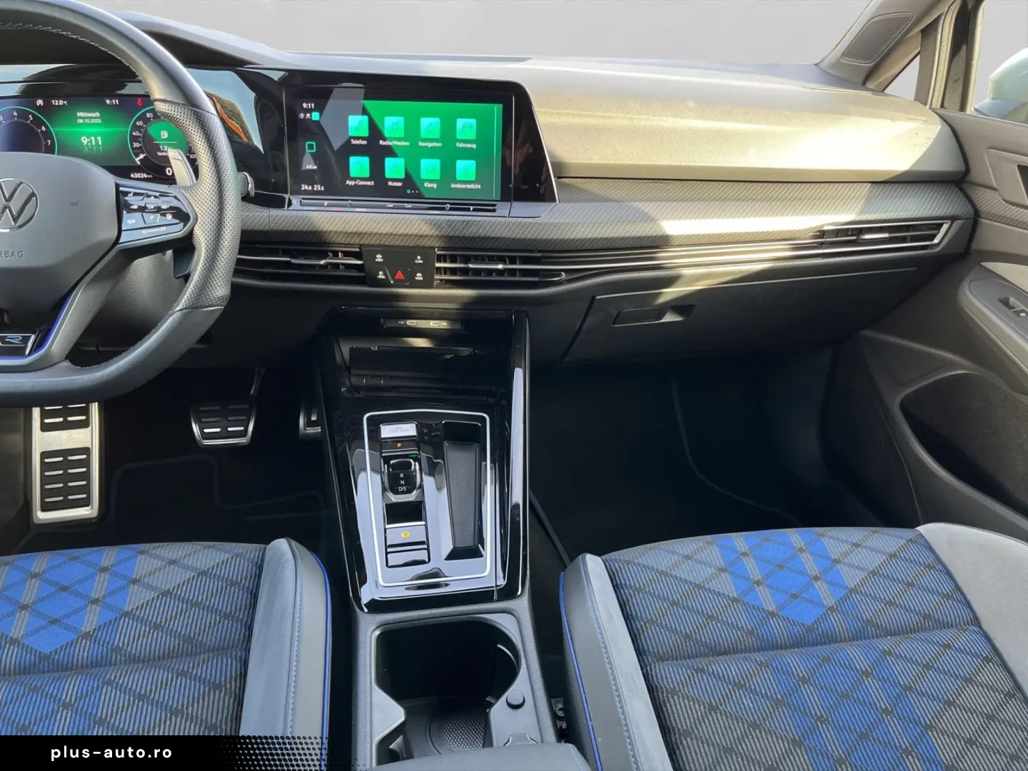 VW Golf VIII 8 R Perf. 2.0 TSI DSG 4M ACC Carplay