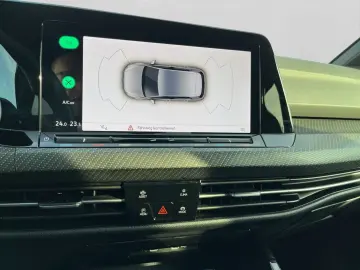 VW Golf VIII 8 R Perf. 2.0 TSI DSG 4M ACC Carplay