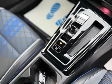 VW Golf VIII Lim. R Performance 4Motion