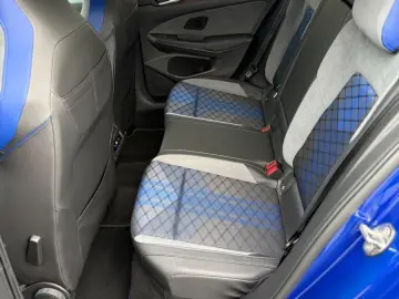 VW Golf VIII Lim. R Performance 4Motion