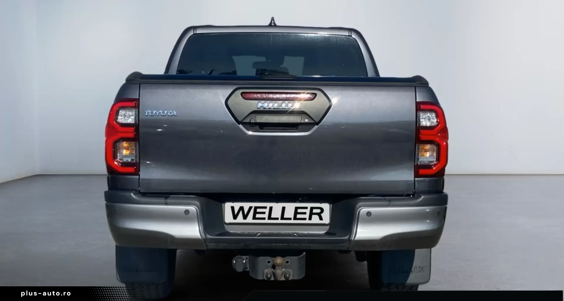 TOYOTA Hilux 4x4 Double Cab Invincible  360  Leder AHK