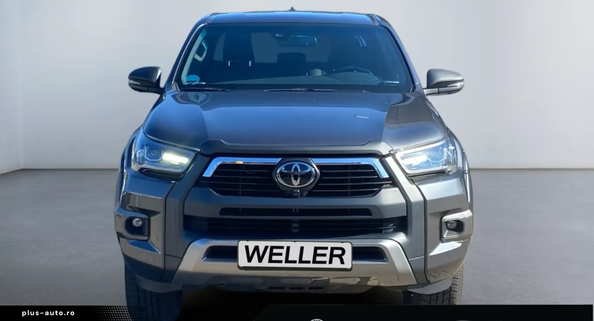 TOYOTA Hilux 4x4 Double Cab Invincible  360  Leder AHK