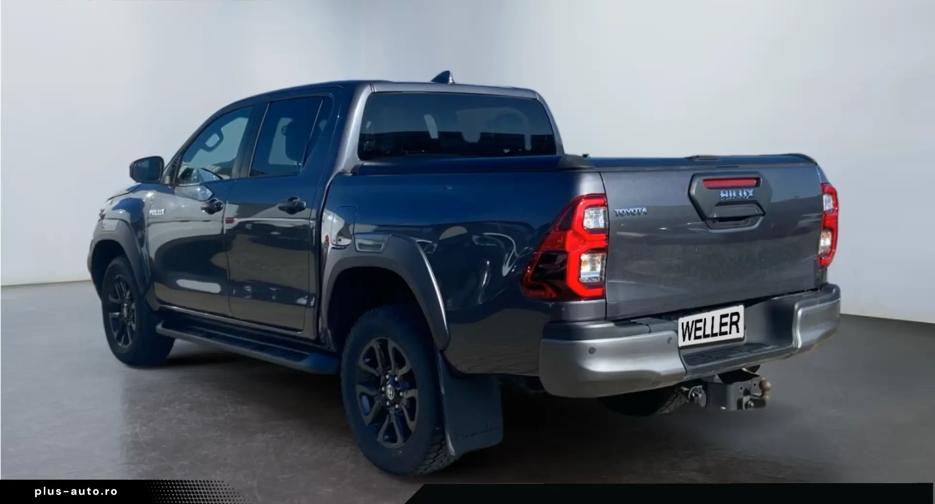 TOYOTA Hilux 4x4 Double Cab Invincible  360  Leder AHK