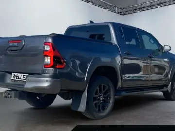 TOYOTA Hilux 4x4 Double Cab Invincible  360  Leder AHK