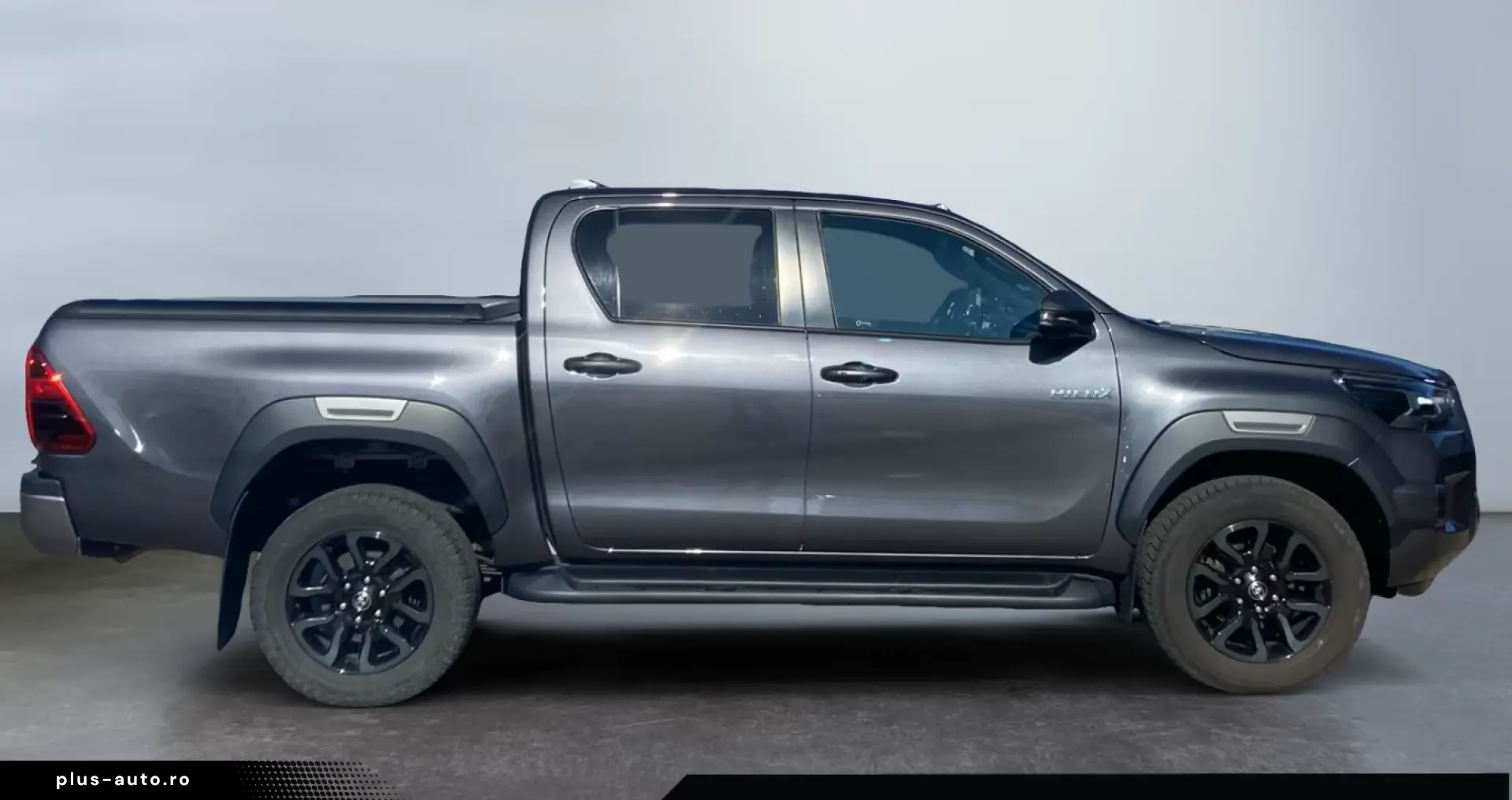 TOYOTA Hilux 4x4 Double Cab Invincible  360  Leder AHK