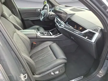 BMW X5 xDrive50e M-Sport  Shadow Leder Navi Gestik P