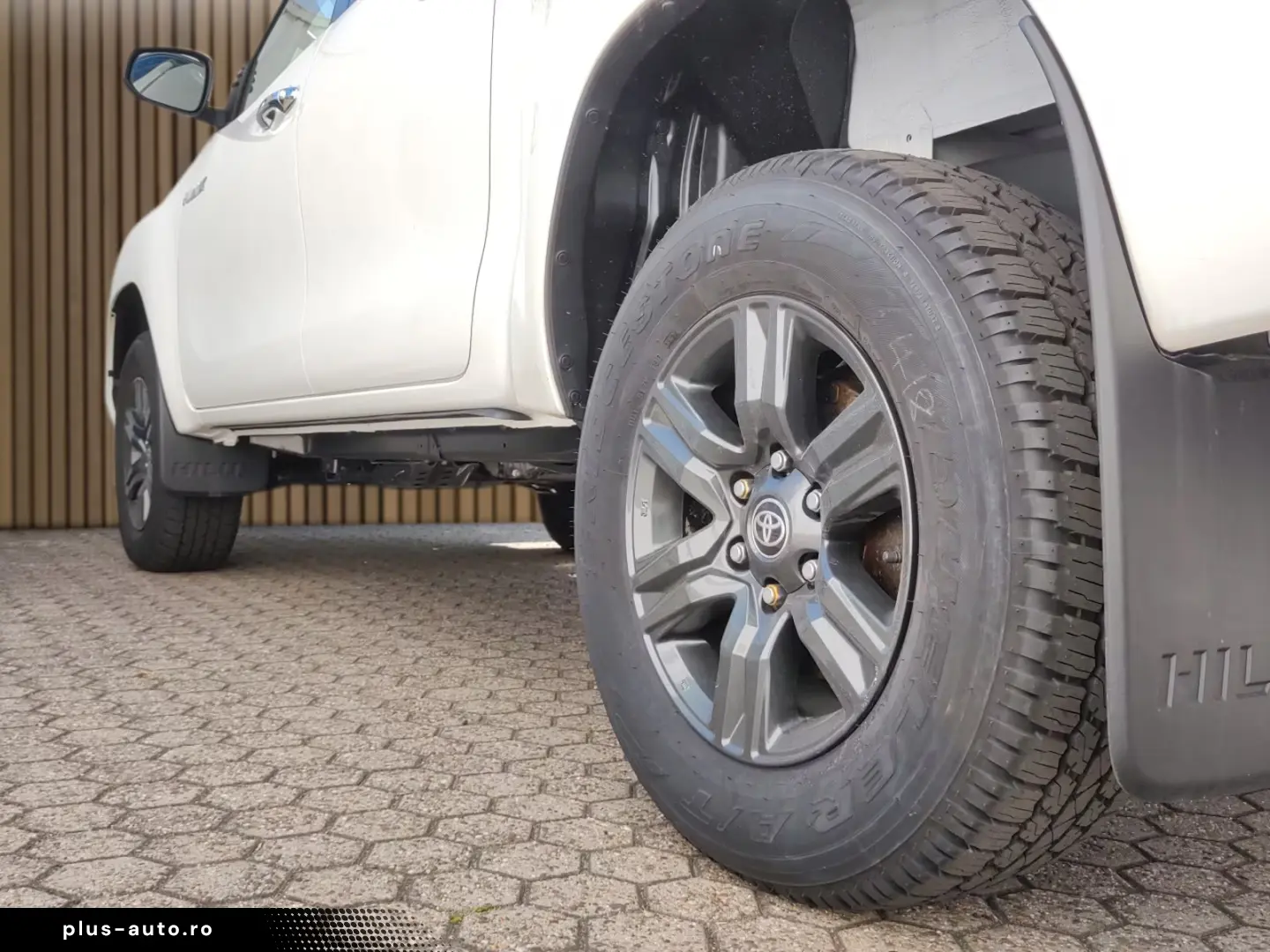 Toyota Hilux Double Cab 2.8 Comfort 4x4