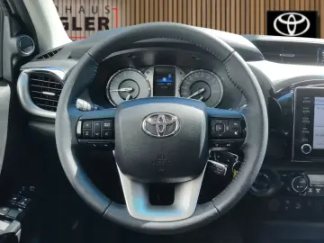 Toyota Hilux Double Cab 2.8 Comfort 4x4