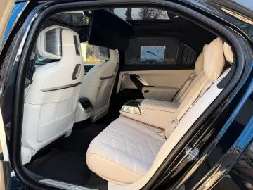 BMW 740 d xDrive M Sport Pro Fond Enter UPE 157.000€