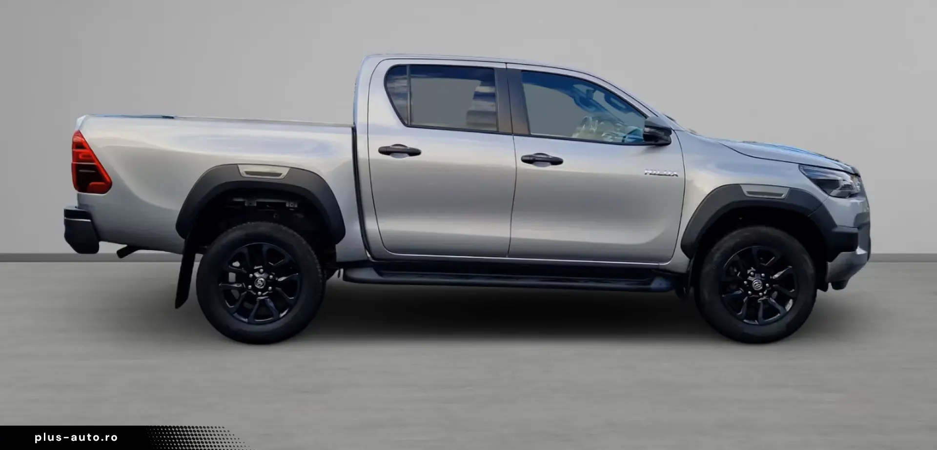 Toyota Hilux Double Cab Invincible 4x4 Navi