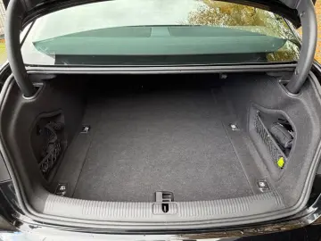 Audi A4 Lim. 40 TDI quattro advanced