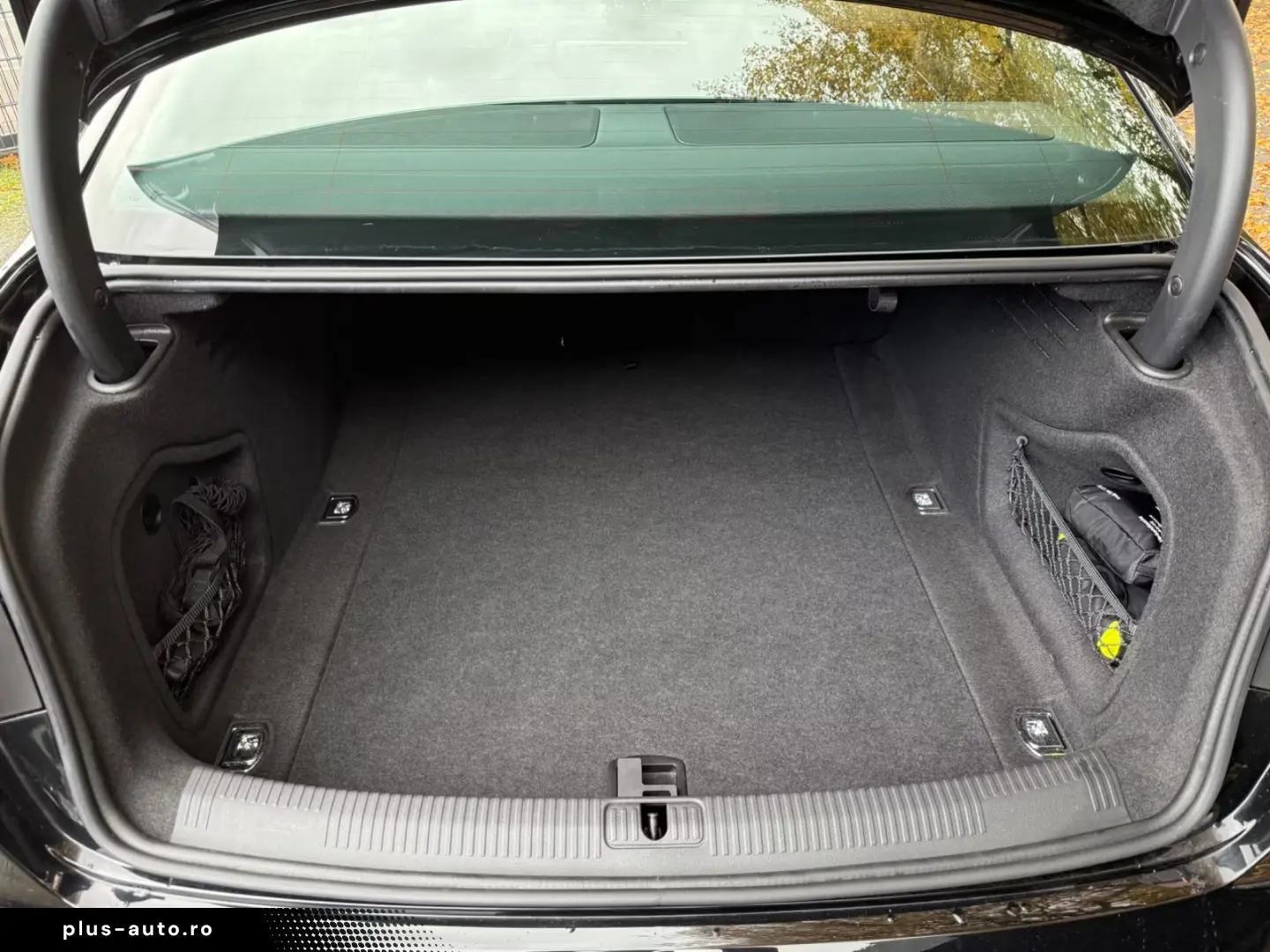 Audi A4 Lim. 40 TDI quattro advanced