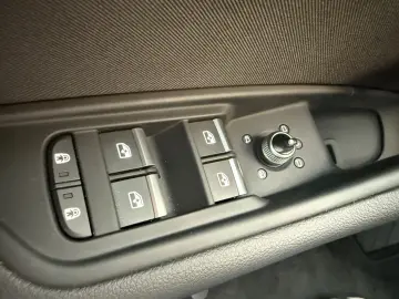 Audi A4 Lim. 40 TDI quattro advanced