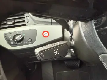 Audi A4 Lim. 40 TDI quattro advanced