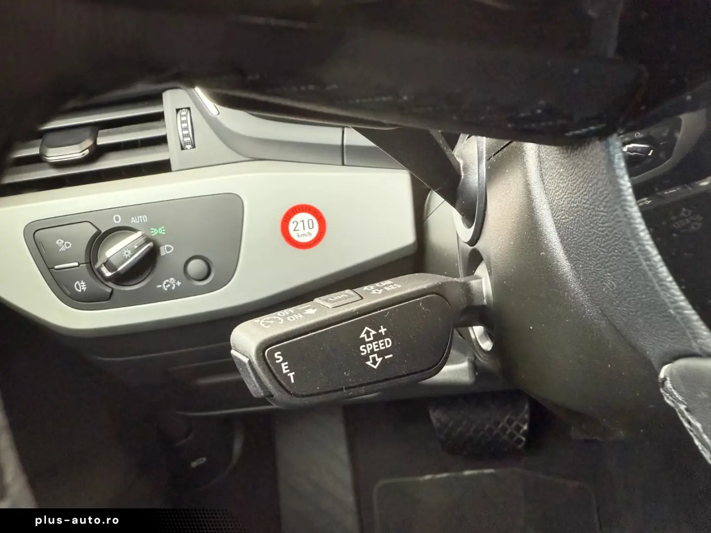 Audi A4 Lim. 40 TDI quattro advanced