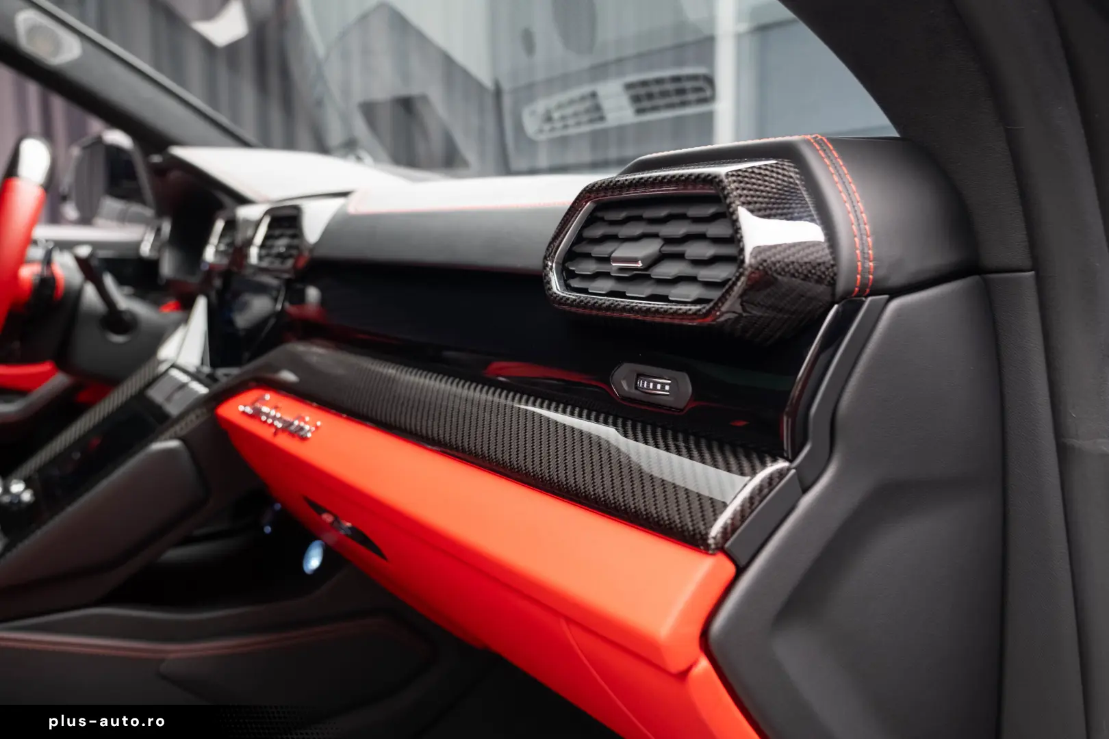 Lamborghini Urus 800 CP Folie PPF pe toata caroseria  800 CP