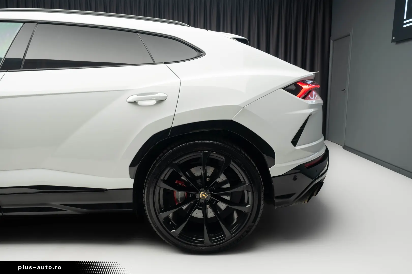 Lamborghini Urus 800 CP Folie PPF pe toata caroseria  800 CP
