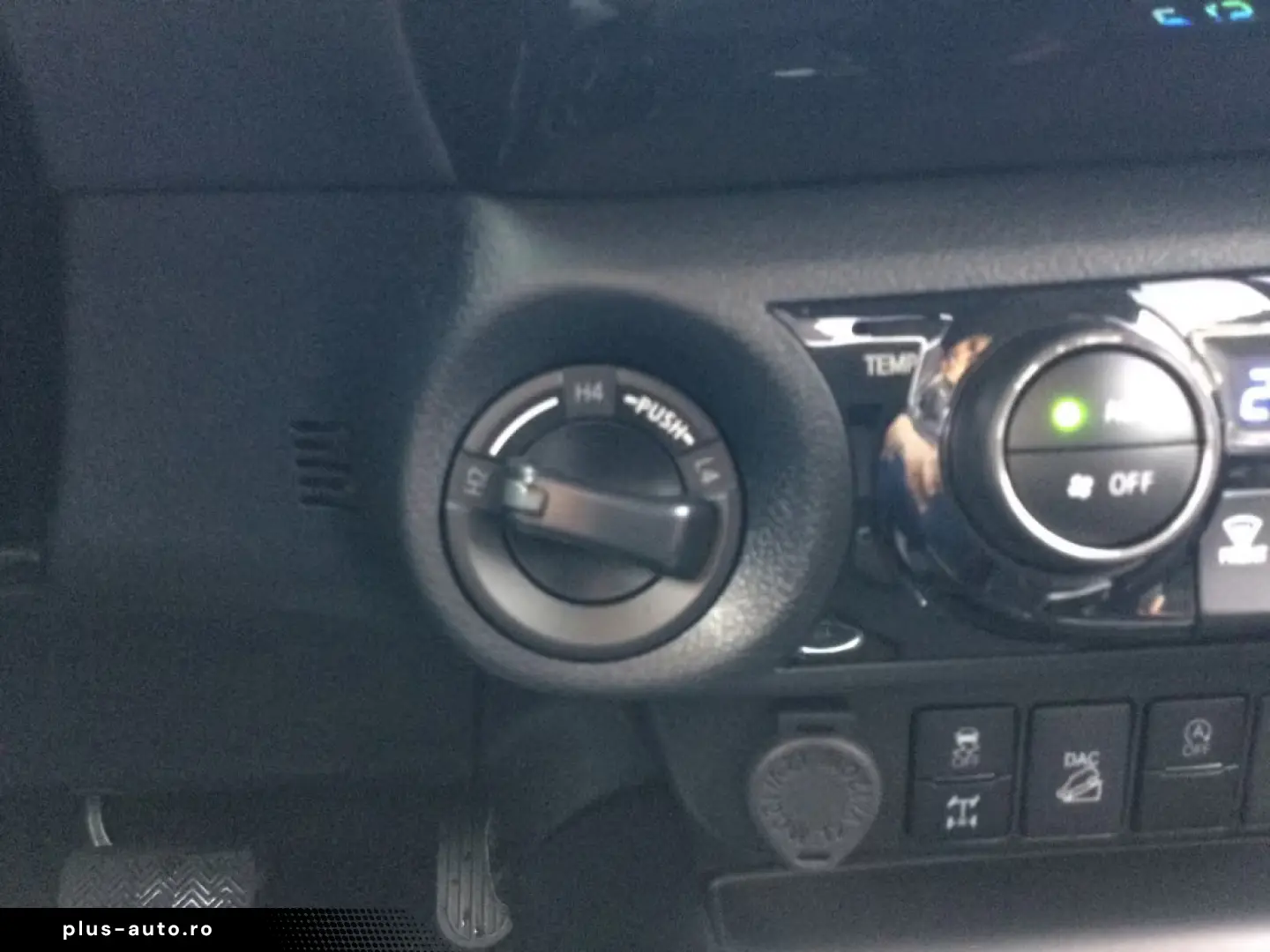 Toyota Hilux 2.8 Double Cab Comf 4x4 Navi