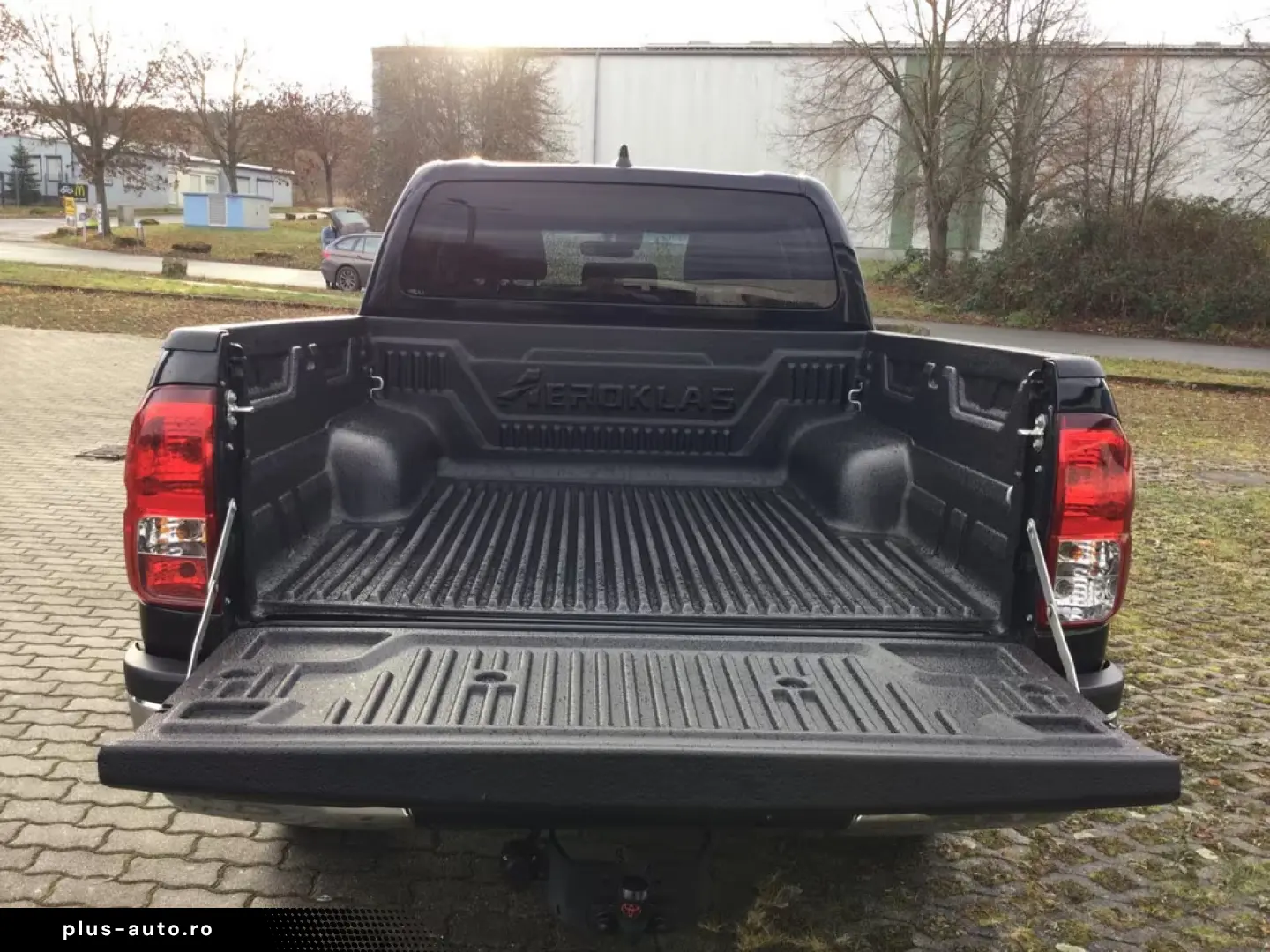 Toyota Hilux 2.8 Double Cab Comf 4x4 Navi