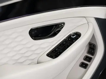 Bentley Continental GT Speed V8 Hybrid