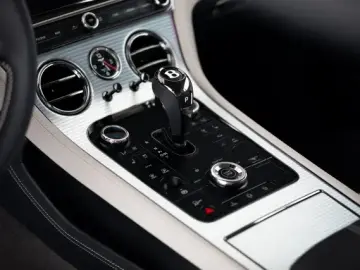 Bentley Continental GT Speed V8 Hybrid