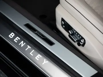 Bentley Continental GT Speed V8 Hybrid