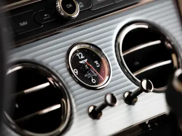 Bentley Continental GT Speed V8 Hybrid