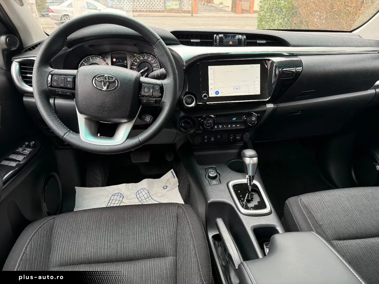 Toyota Hilux 4x4 2 8 DC Executive  Navi