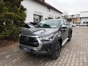 Toyota Hilux 4x4 2 8 DC Executive  Navi