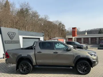 TOYOTA Double Cab INVINCIBLE 2.8Aut.Leder.LED.AHK.Mild