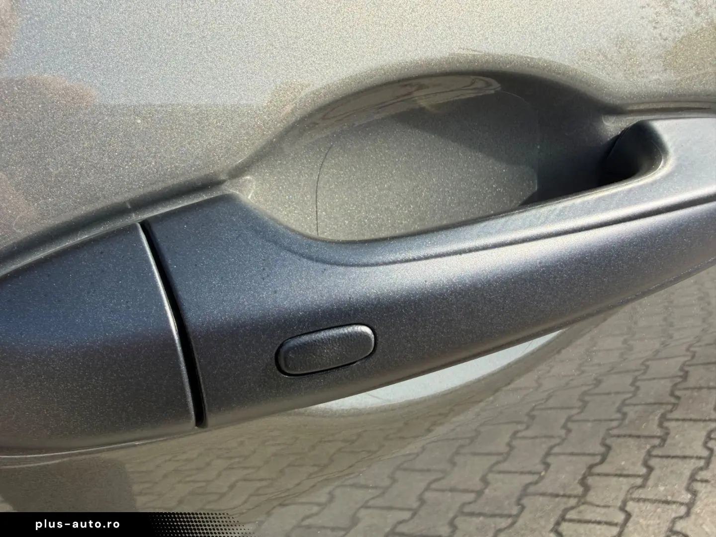 TOYOTA Double Cab INVINCIBLE 2.8Aut.Leder.LED.AHK.Mild