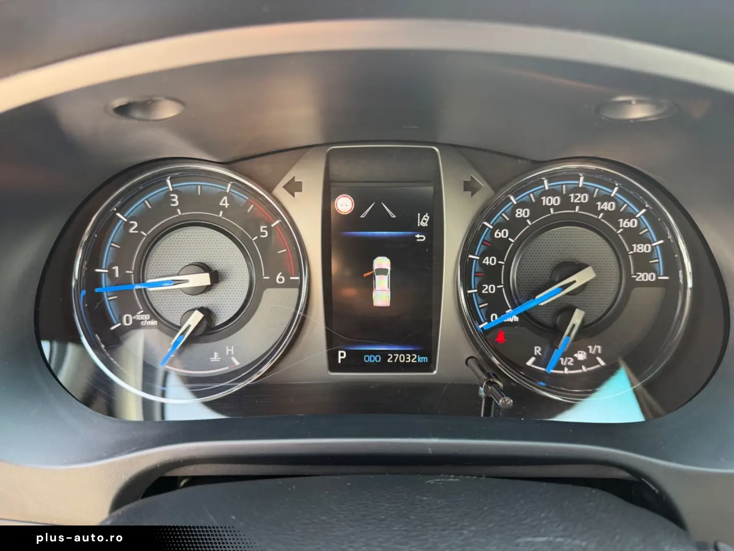 TOYOTA Double Cab INVINCIBLE 2.8Aut.Leder.LED.AHK.Mild