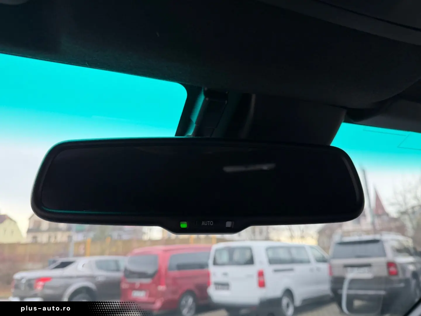 TOYOTA Double Cab INVINCIBLE 2.8Aut.Leder.LED.AHK.Mild