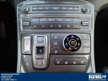 HYUNDAI SANTA FE 2.2 CRDI DCT Prime 4WD AHK Leder Navi L