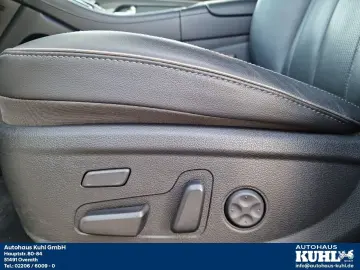 HYUNDAI SANTA FE 2.2 CRDI DCT Prime 4WD AHK Leder Navi L