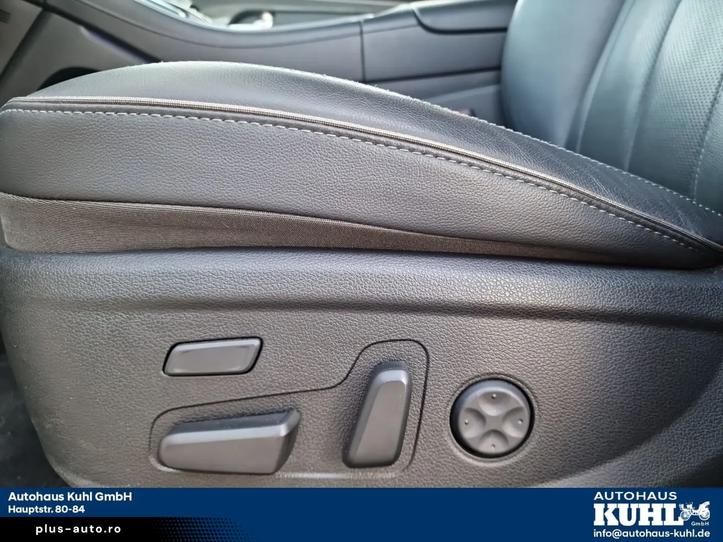 HYUNDAI SANTA FE 2.2 CRDI DCT Prime 4WD AHK Leder Navi L