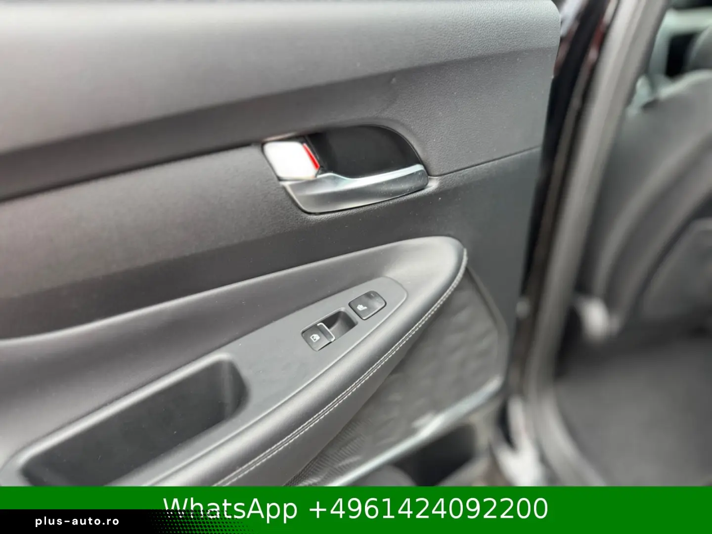 HYUNDAI Santa Fe Premium 4WD PANO HUD ACC 360  7SITZER