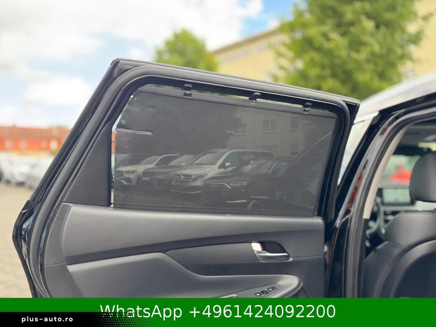 HYUNDAI Santa Fe Premium 4WD PANO HUD ACC 360  7SITZER