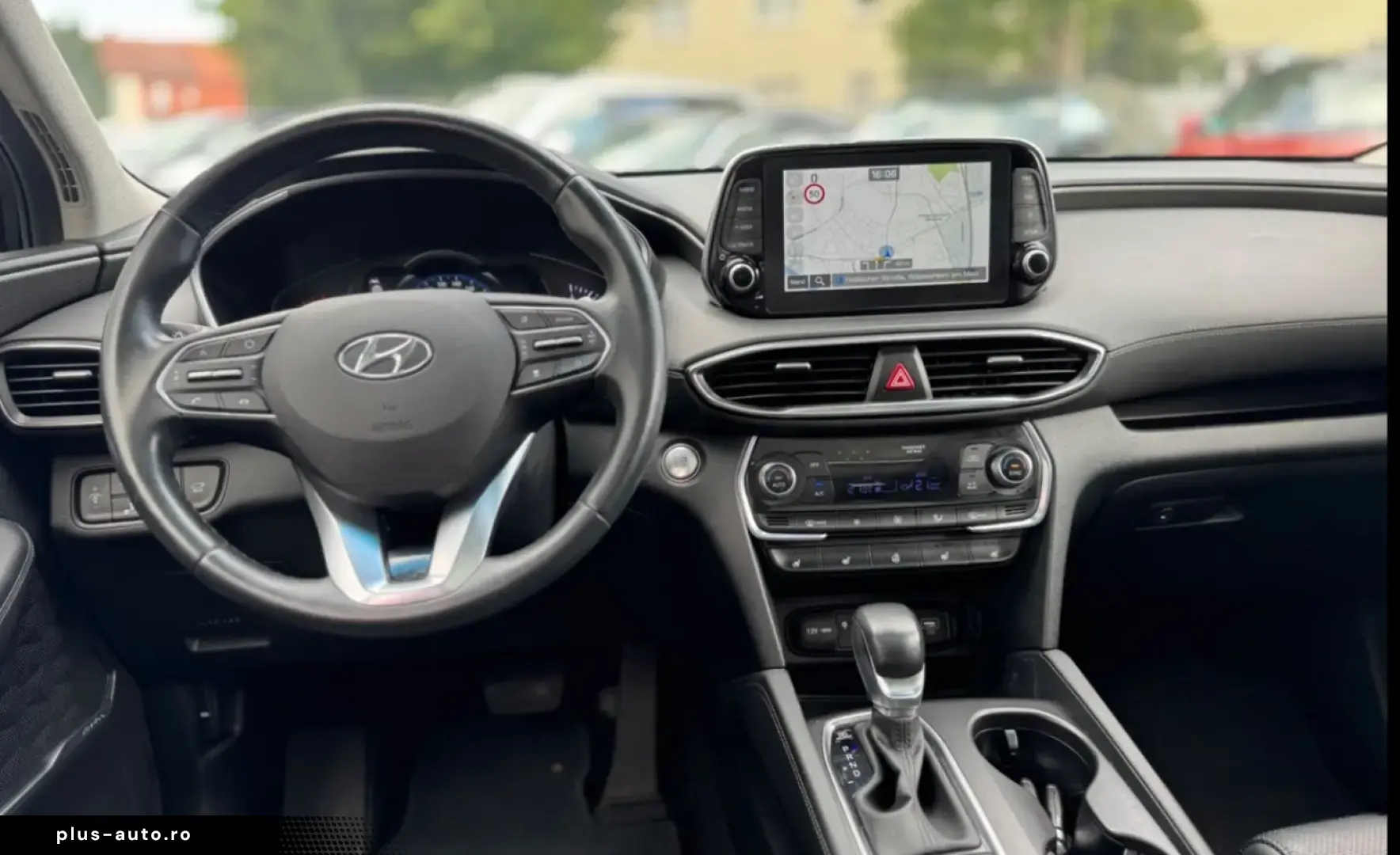 HYUNDAI Santa Fe Premium 4WD PANO HUD ACC 360  7SITZER