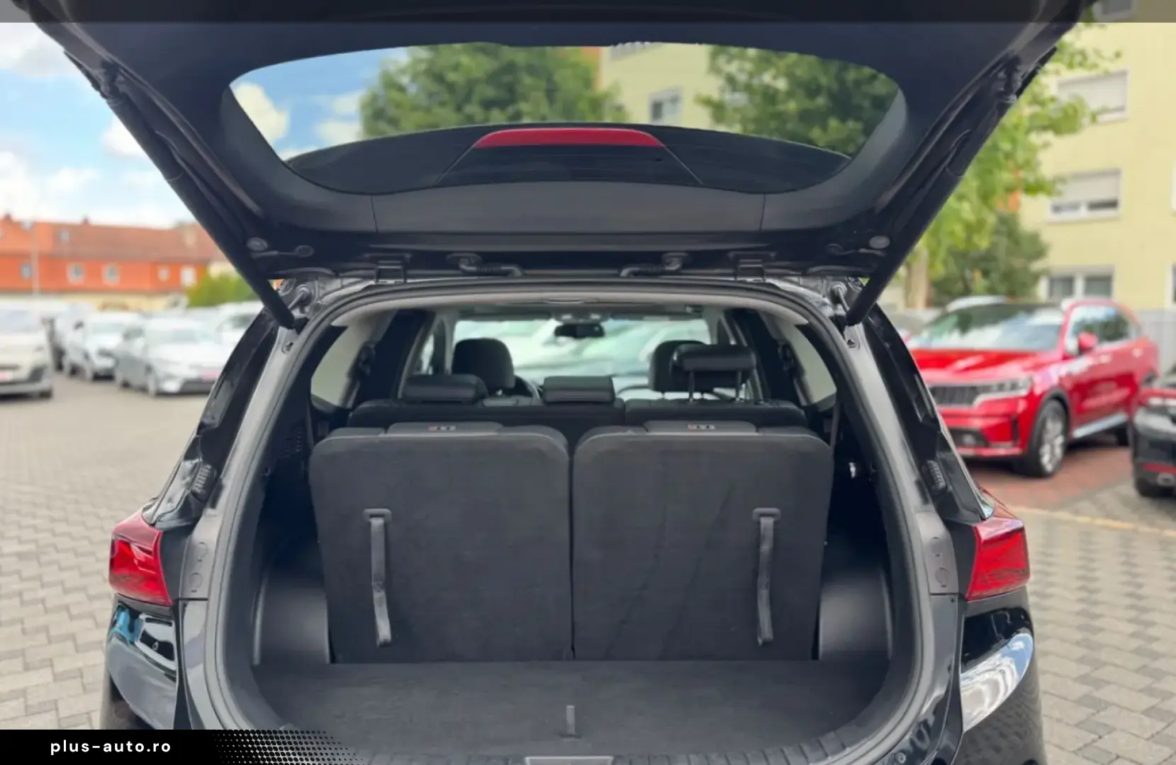 HYUNDAI Santa Fe Premium 4WD PANO HUD ACC 360  7SITZER