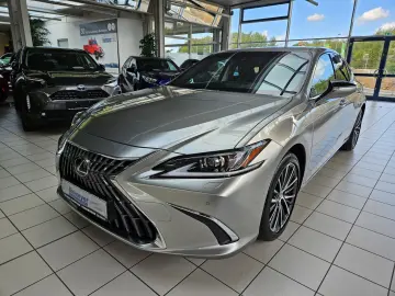 LEXUS ES 300 h